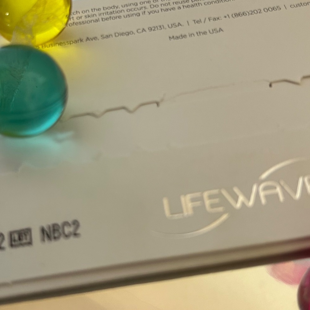 LIFEWAVE X39Patches - 30 Patches -AUTHENTIC plus BONUS GIFT with Purchase - Picture 15 of 16